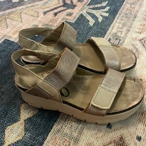 Otbt sandals